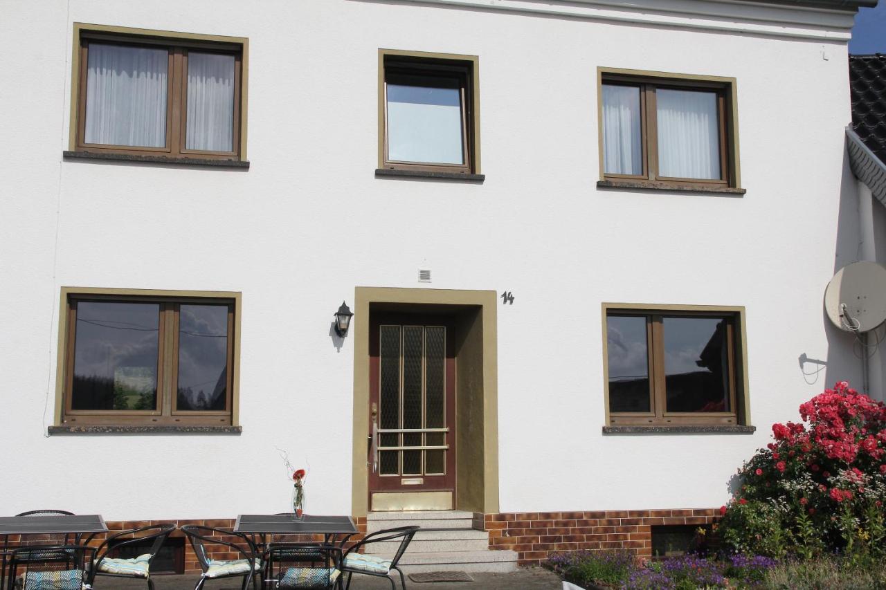 Bike And Hike Ferienhaus Kolverath Exterior photo
